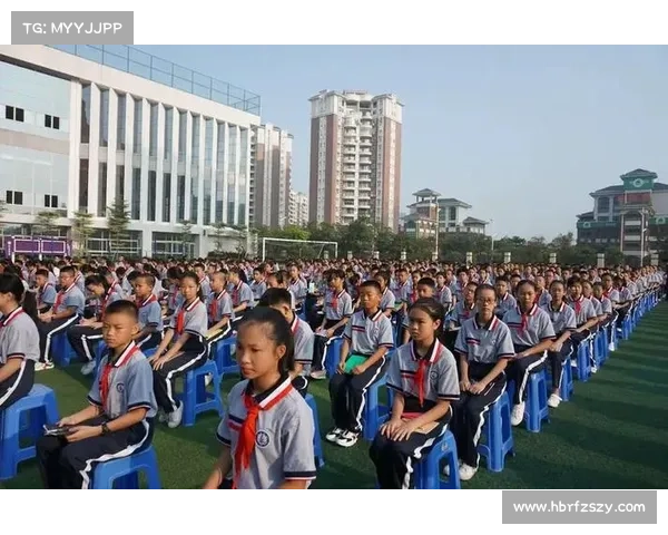 凝心聚力携手共闯荣耀之巅共绘奋进篇章开创辉煌未来 凝心聚力携手共闯荣耀之巅共绘奋进篇章开创辉煌未来